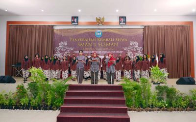 PENYERAHAN KEMBALI SISWA KELAS XII SMAN 1 SLEMAN